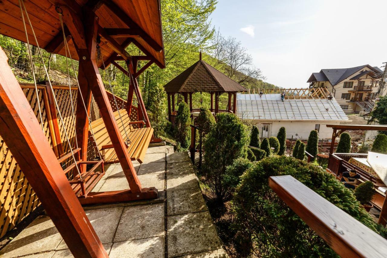 索瓦塔Pensiunea Eva住宿加早餐旅馆 外观 照片